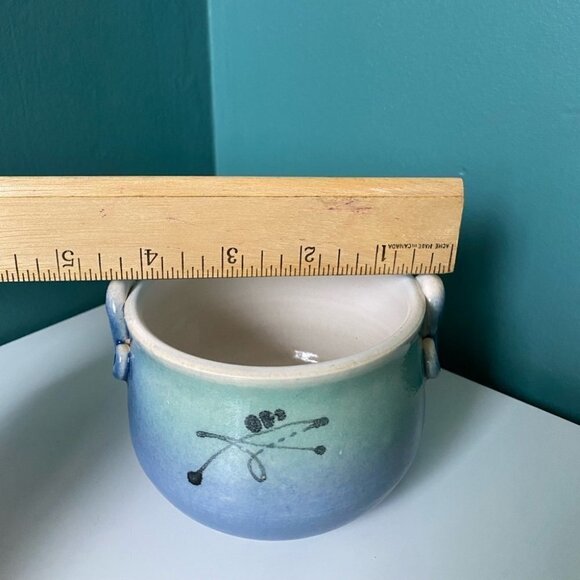 HANDMADE Wheel Thrown Small Pottery Bowl with Handles, Great Condition - Picture 8 of 8